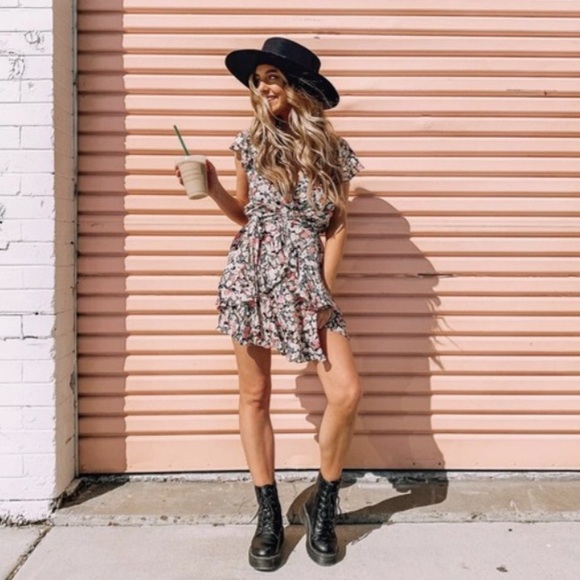 TAOS- Wool Wide Brim Gambler Hat - Picture 2 of 9